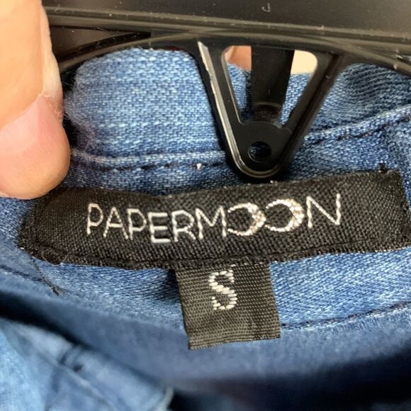 Papermoon size small denim long sleeve dress. No belt included - Picture 6 of 7